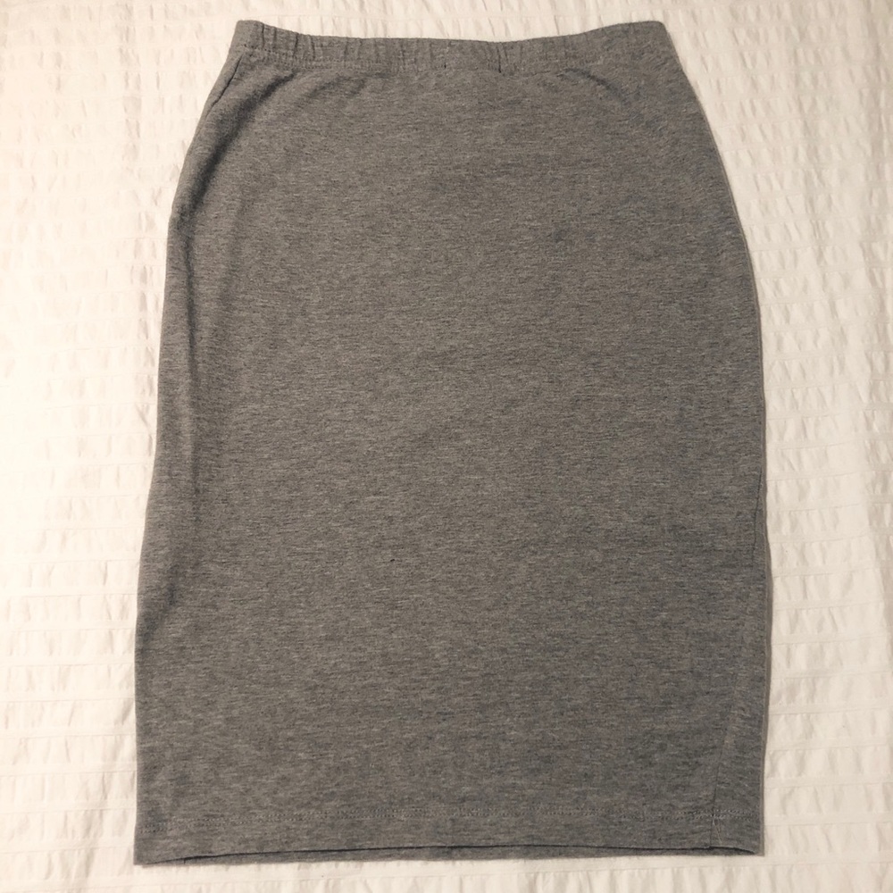 Plain gray Forever 21 pencil skirt